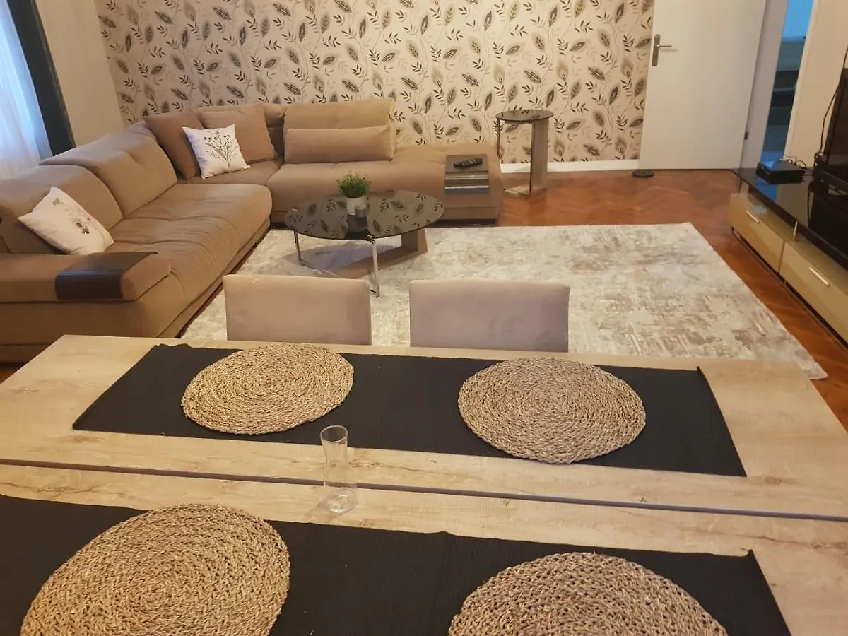 5 Minutes To Subway Apartment Istanbul