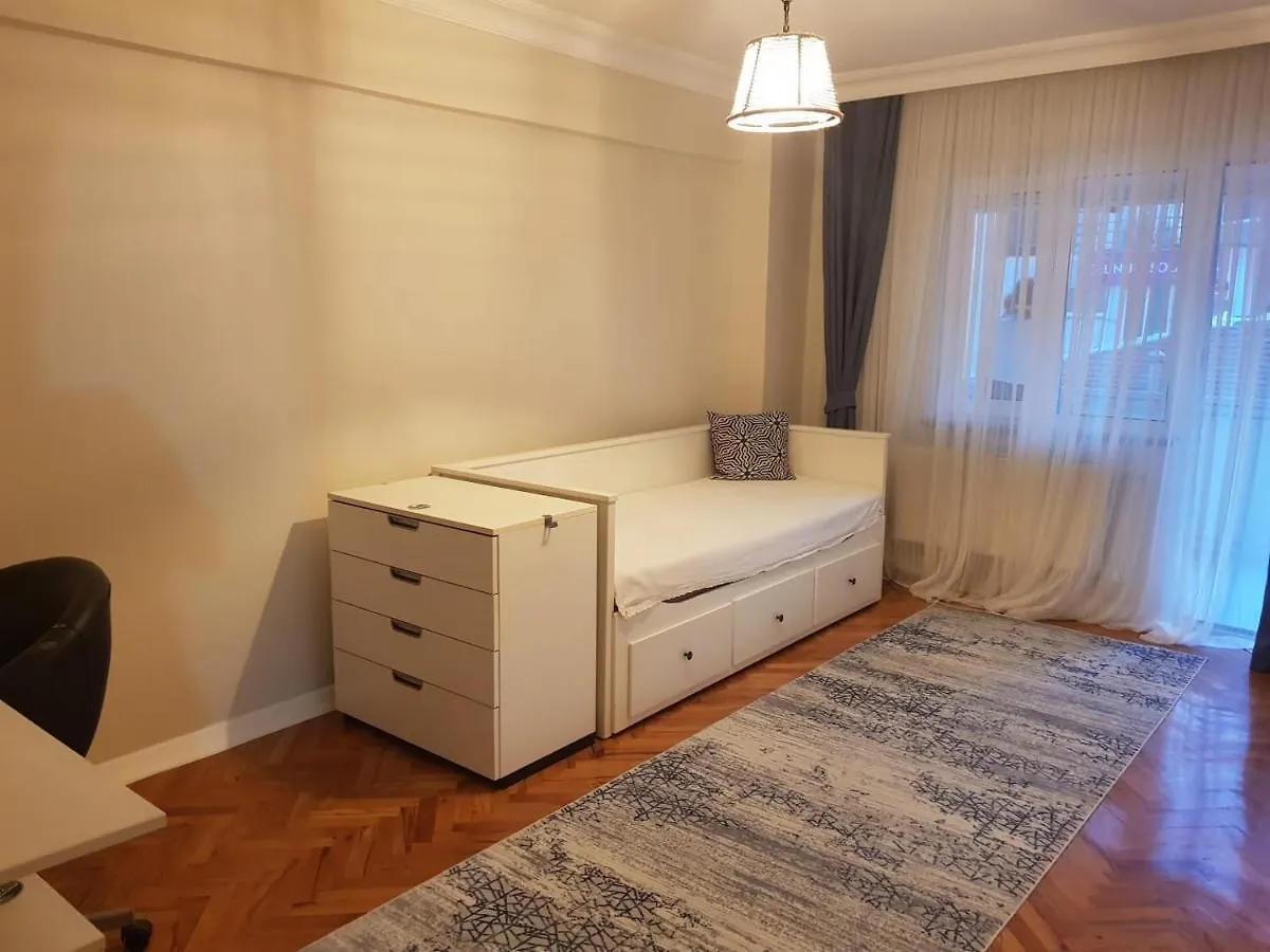 5 Minutes To Subway Apartment Istanbul 0*,
