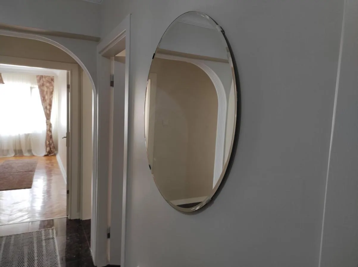 5 Minutes To Subway Apartment Istanbul