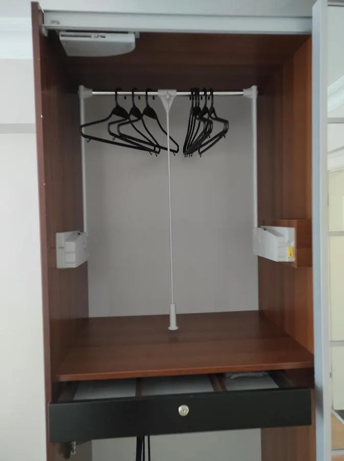 5 Minutes To Subway Apartment Istanbul