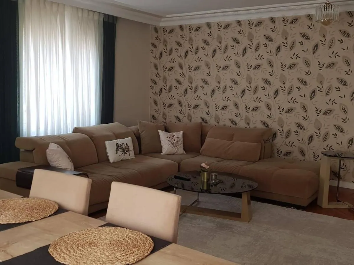 5 Minutes To Subway Apartment Istanbul Turkey