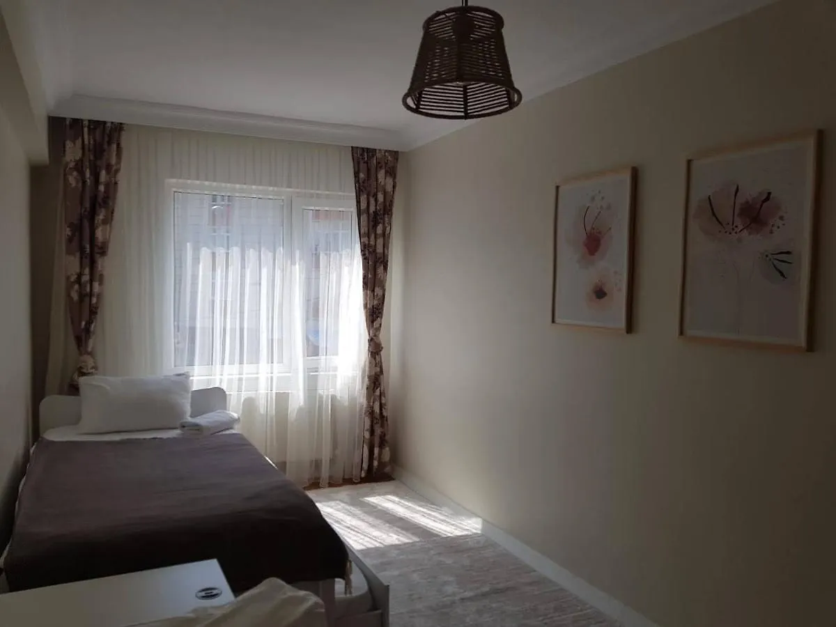 5 Minutes To Subway Apartment Istanbul 0*,  Turkey
