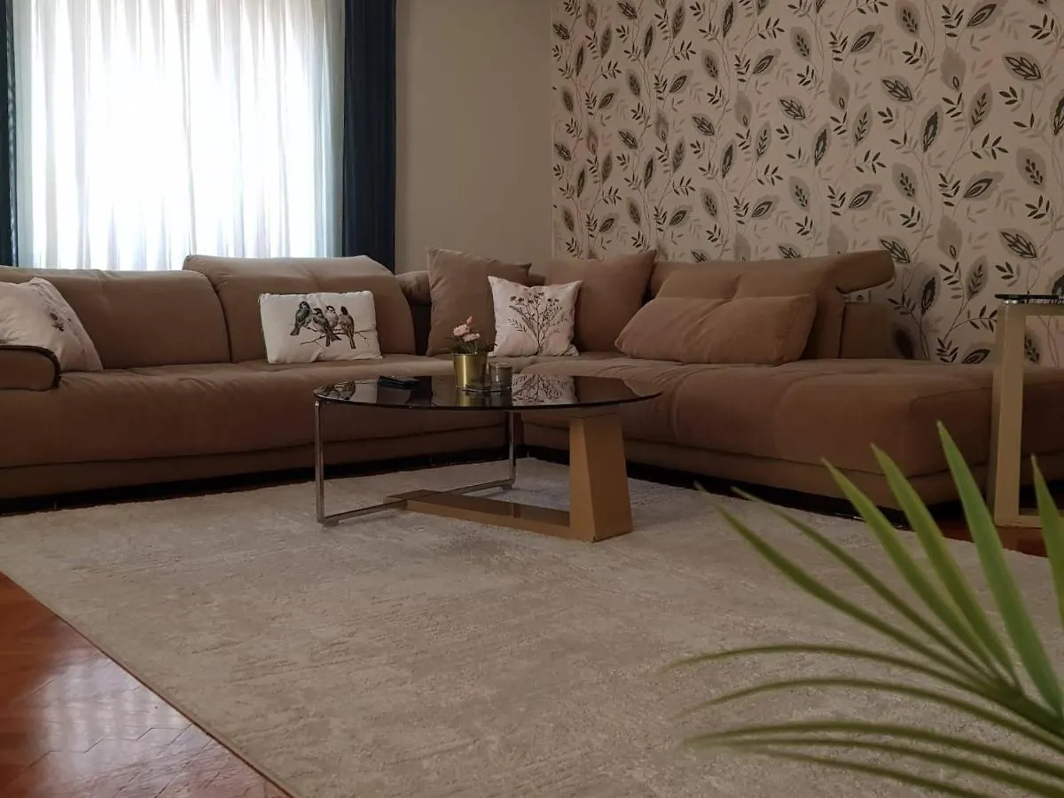 5 Minutes To Subway Apartment Istanbul